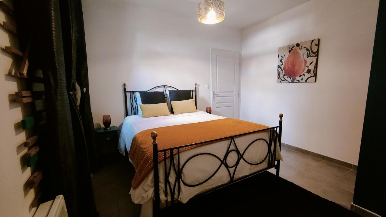L'Empire D'Essences Appartement Valréas エクステリア 写真